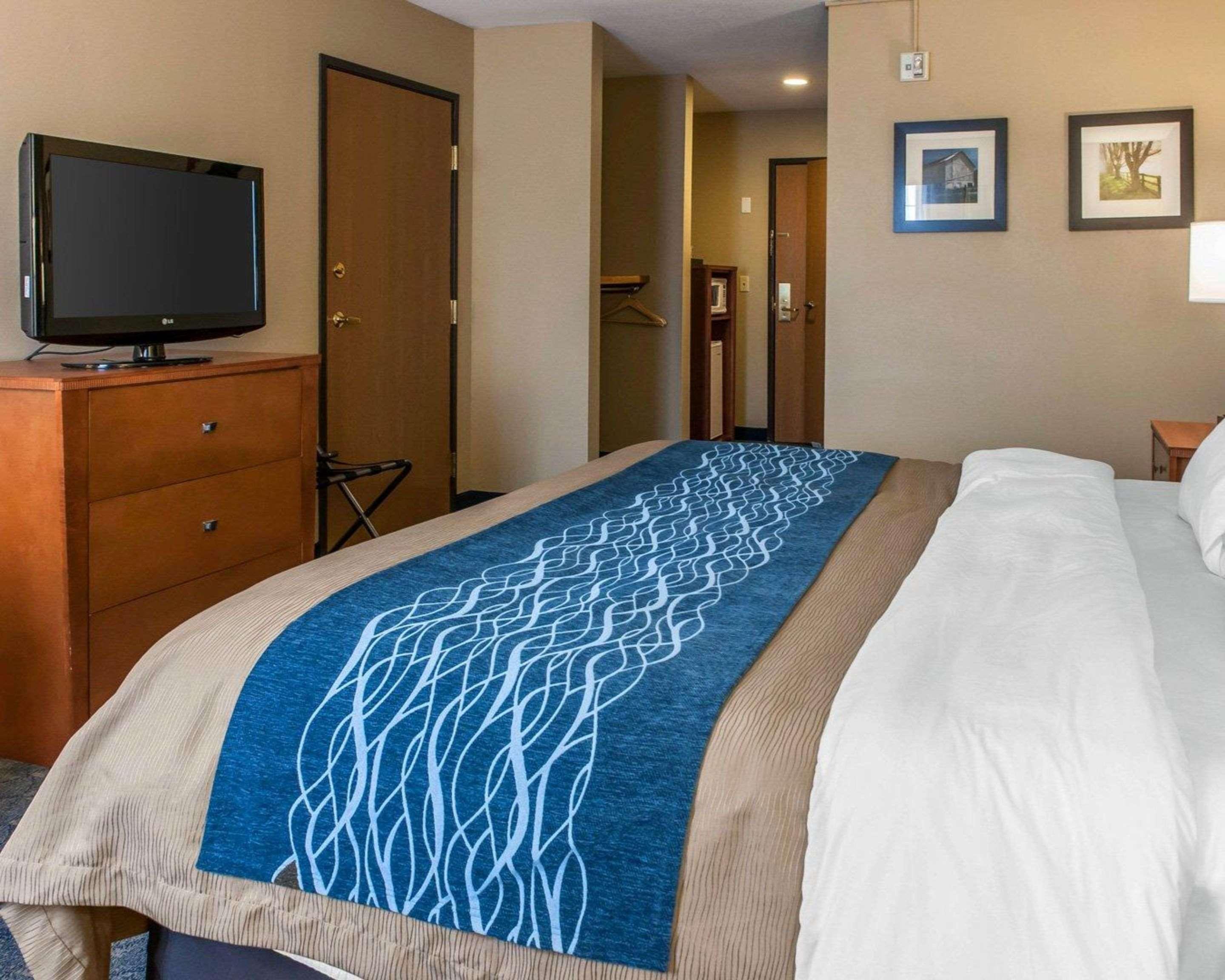 Comfort Inn & Suites Napoleon Exteriér fotografie