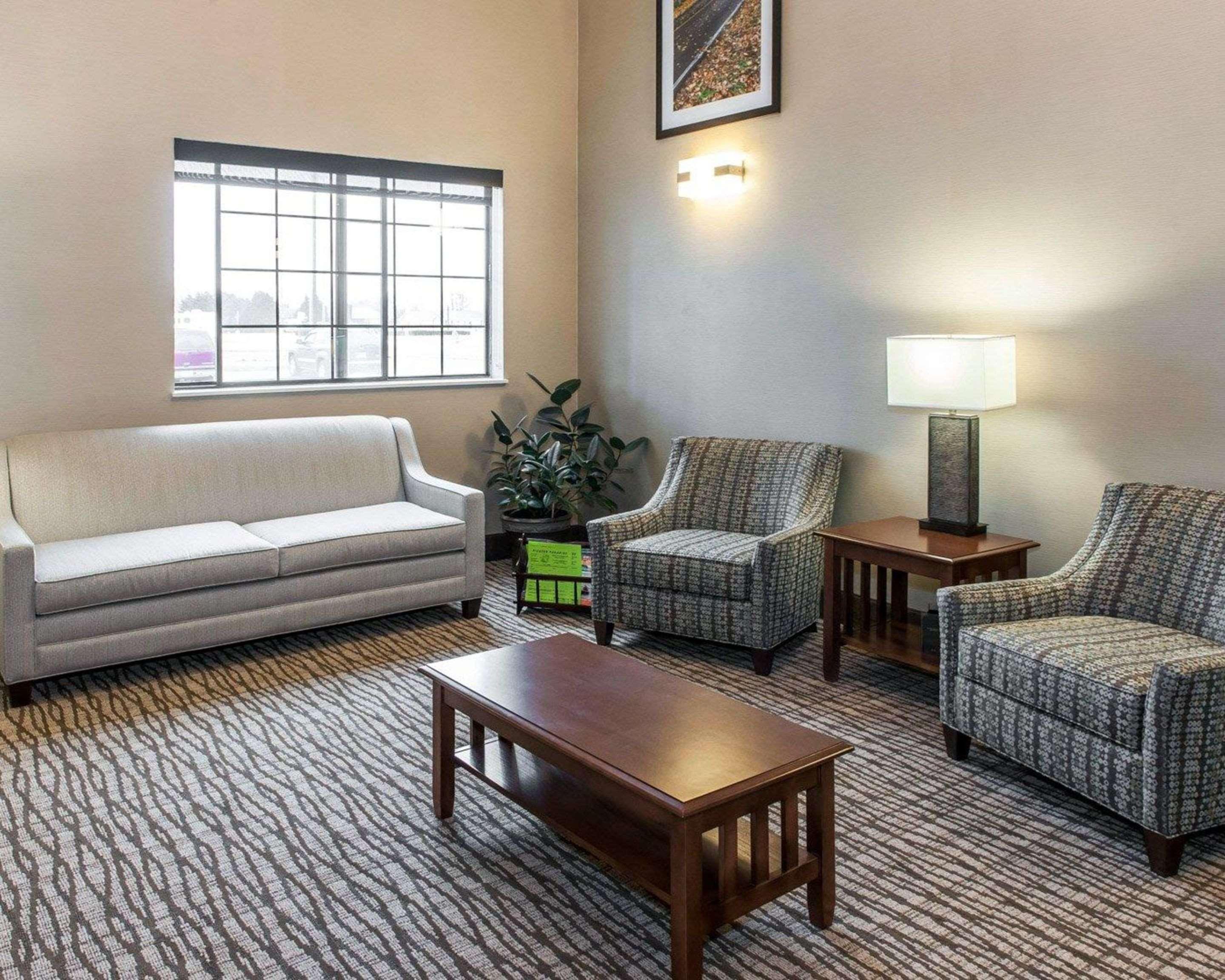 Comfort Inn & Suites Napoleon Exteriér fotografie