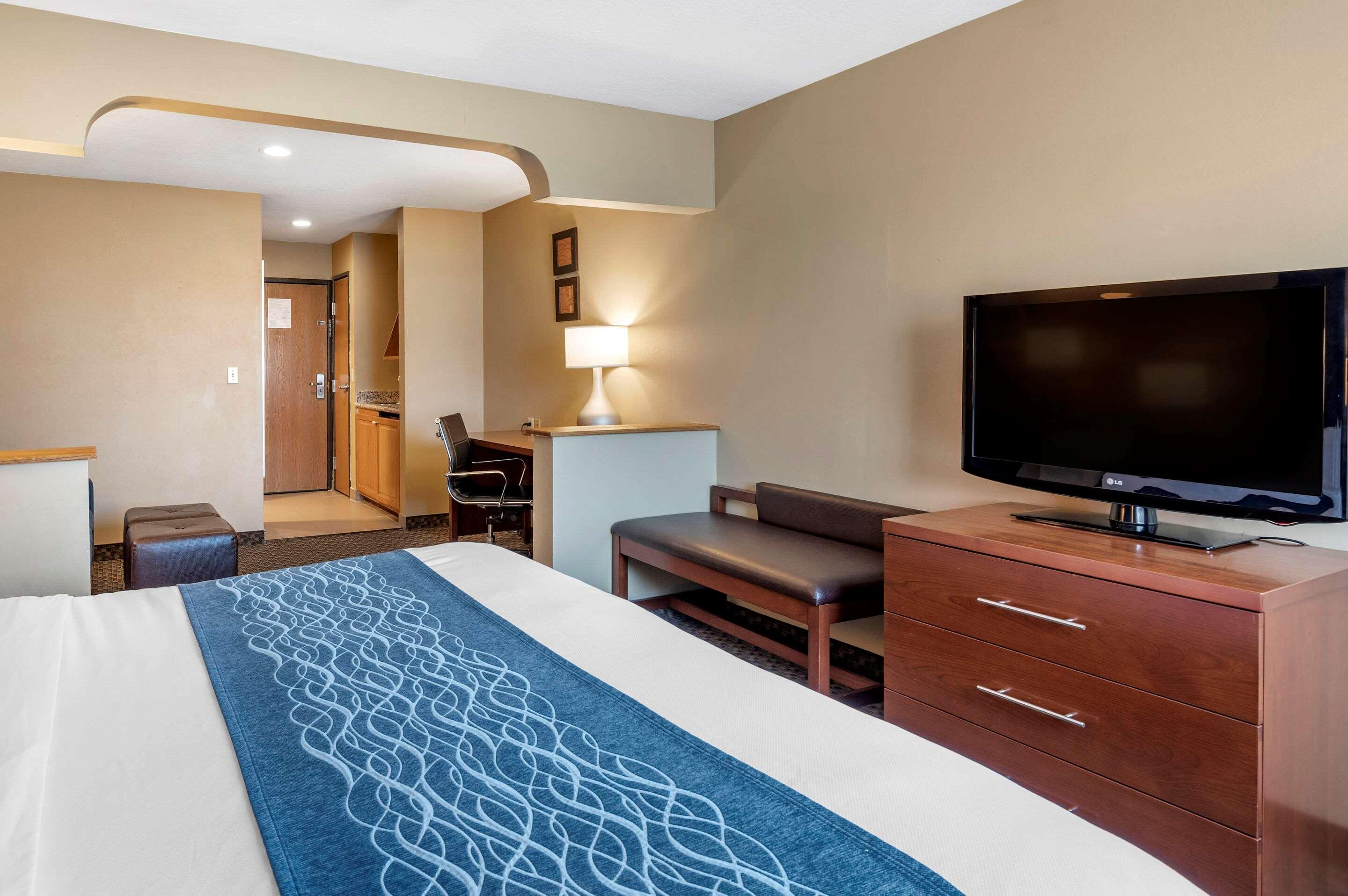 Comfort Inn & Suites Napoleon Exteriér fotografie