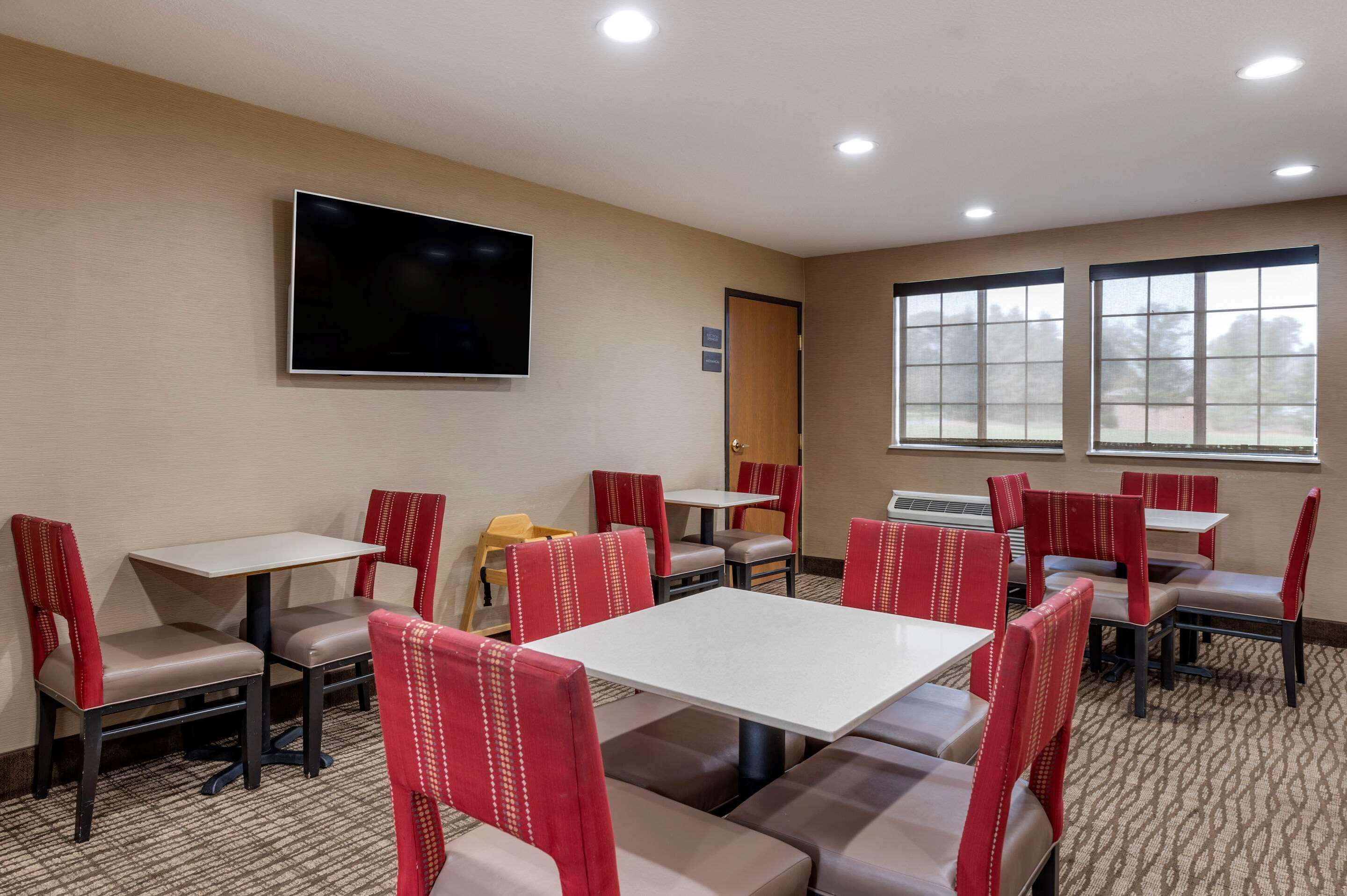 Comfort Inn & Suites Napoleon Exteriér fotografie