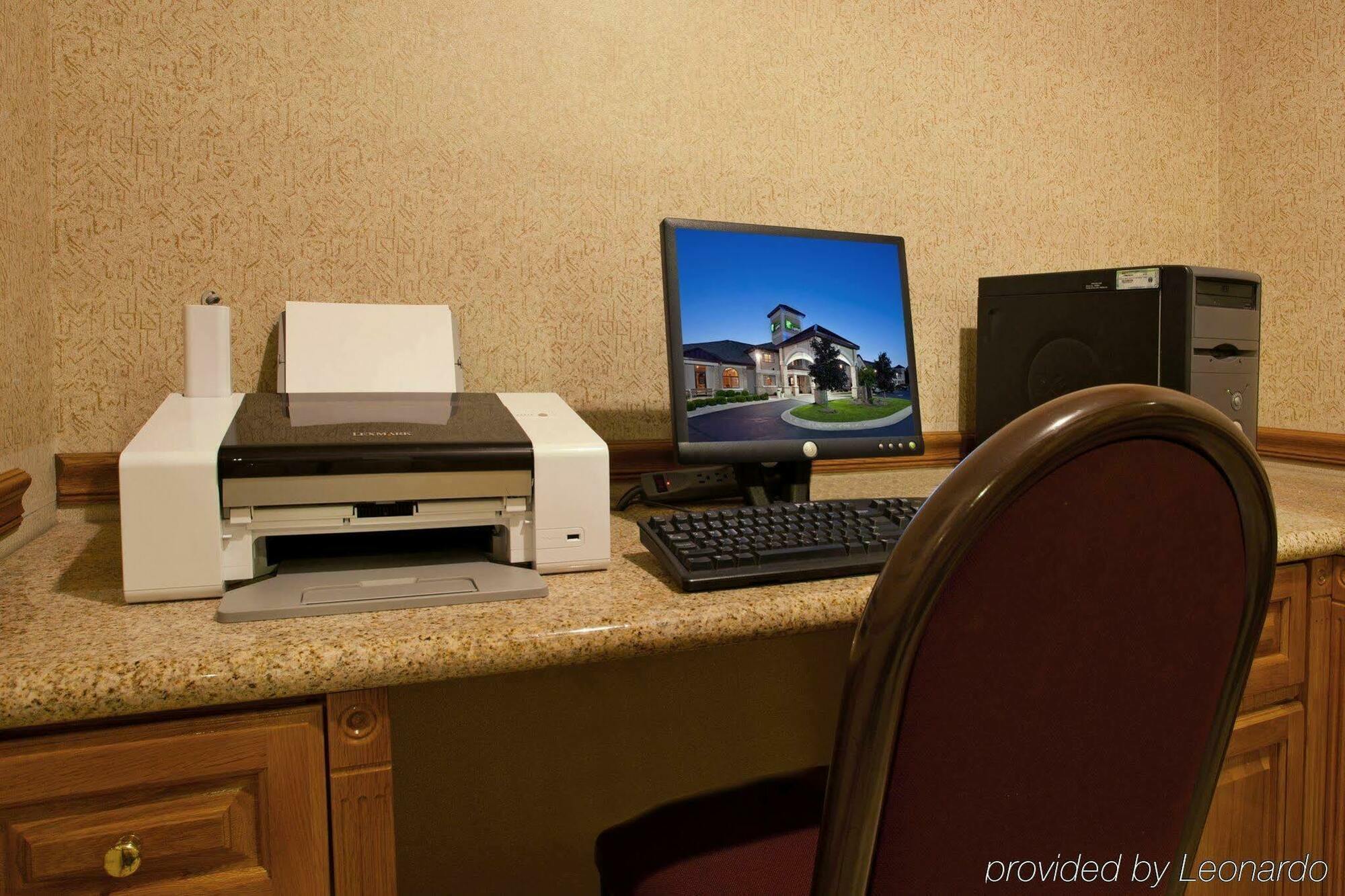 Comfort Inn & Suites Napoleon Zařízení fotografie
